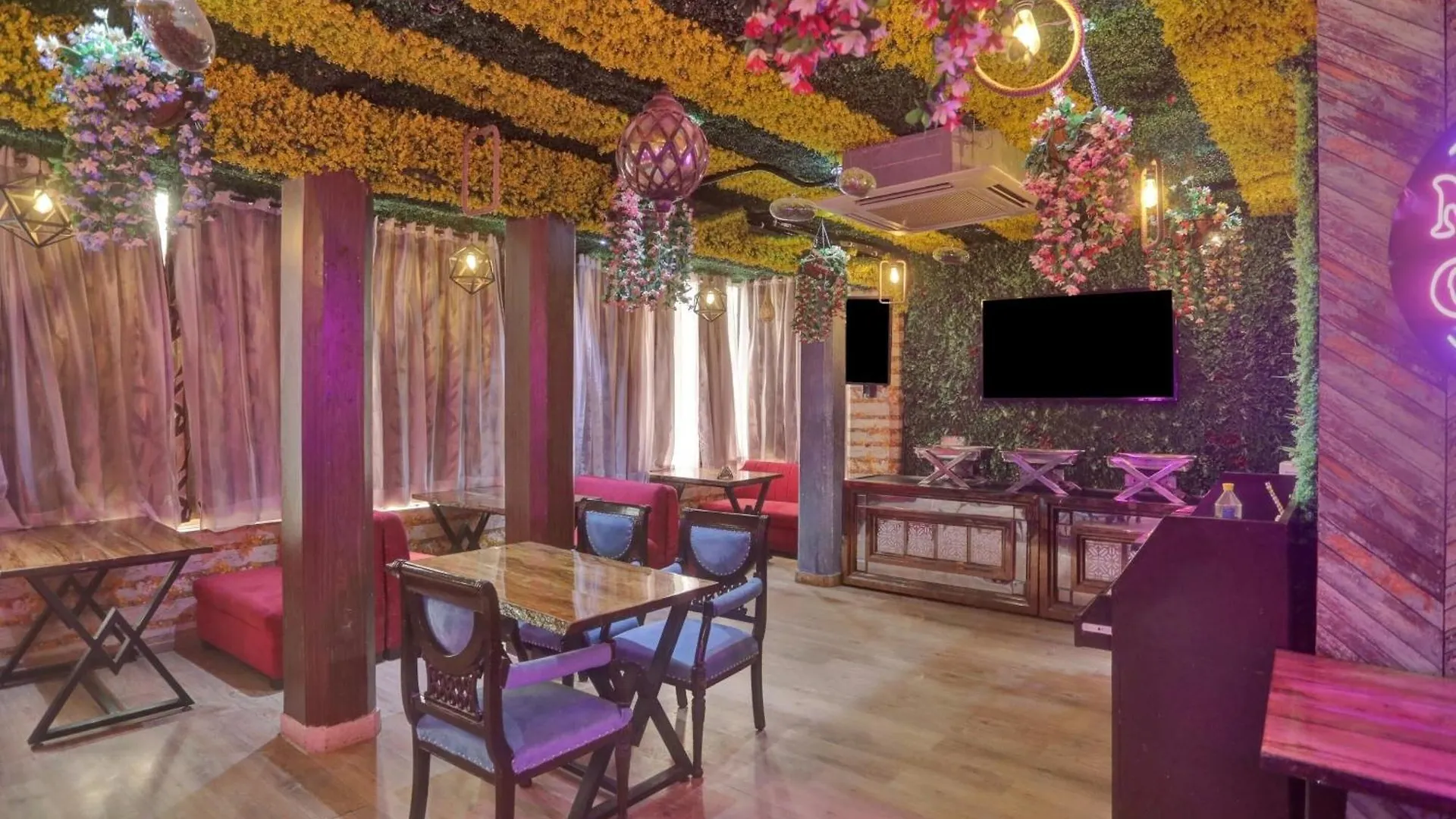 Hotel Townhouse Jp Grand Near Mayapuri Chowk New Delhi