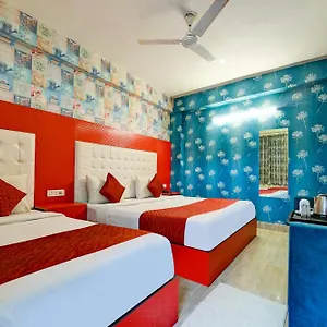 Park - Near Igi Airport Terminal 3 Bed & Breakfast New Delhi